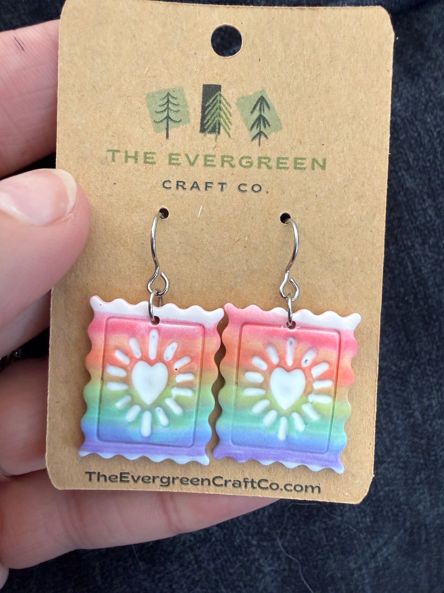 Stamp Heart Dangle Earrings